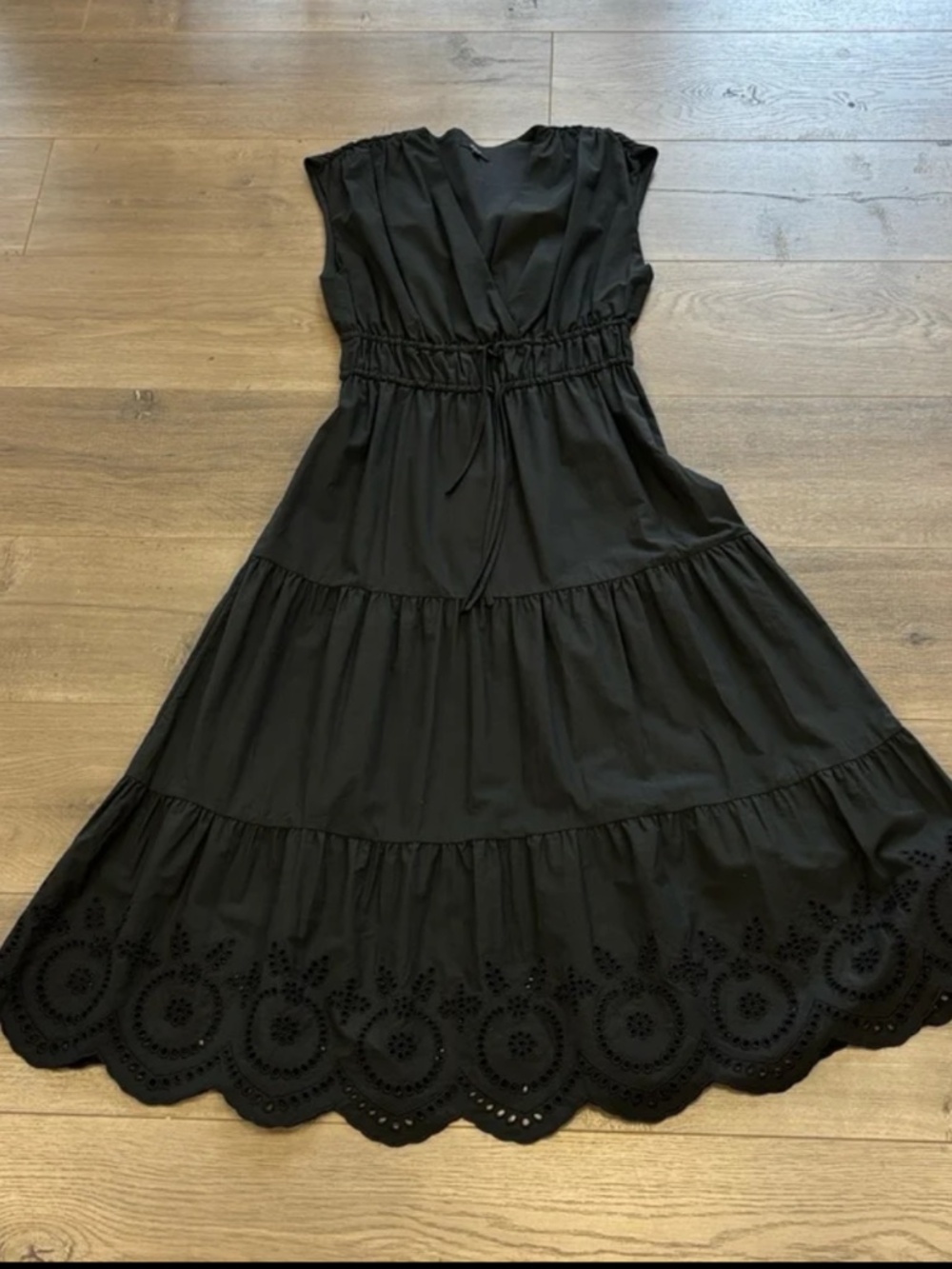 Rails Lucia Black Eyelet Dress size XS $268 Tiered Midi - Picture 3 of 9